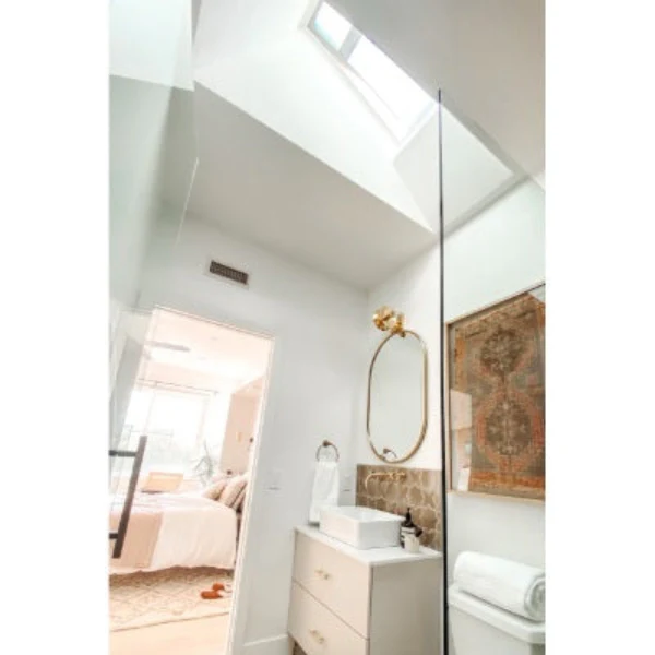 VELUX Manual Venting Curb Mount Skylight - White Solar Powered Shade - Image 8