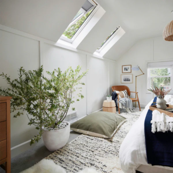 VELUX Solar Powered Venting Curb Mount Skylight - White Solar Powered Shade - Image 9